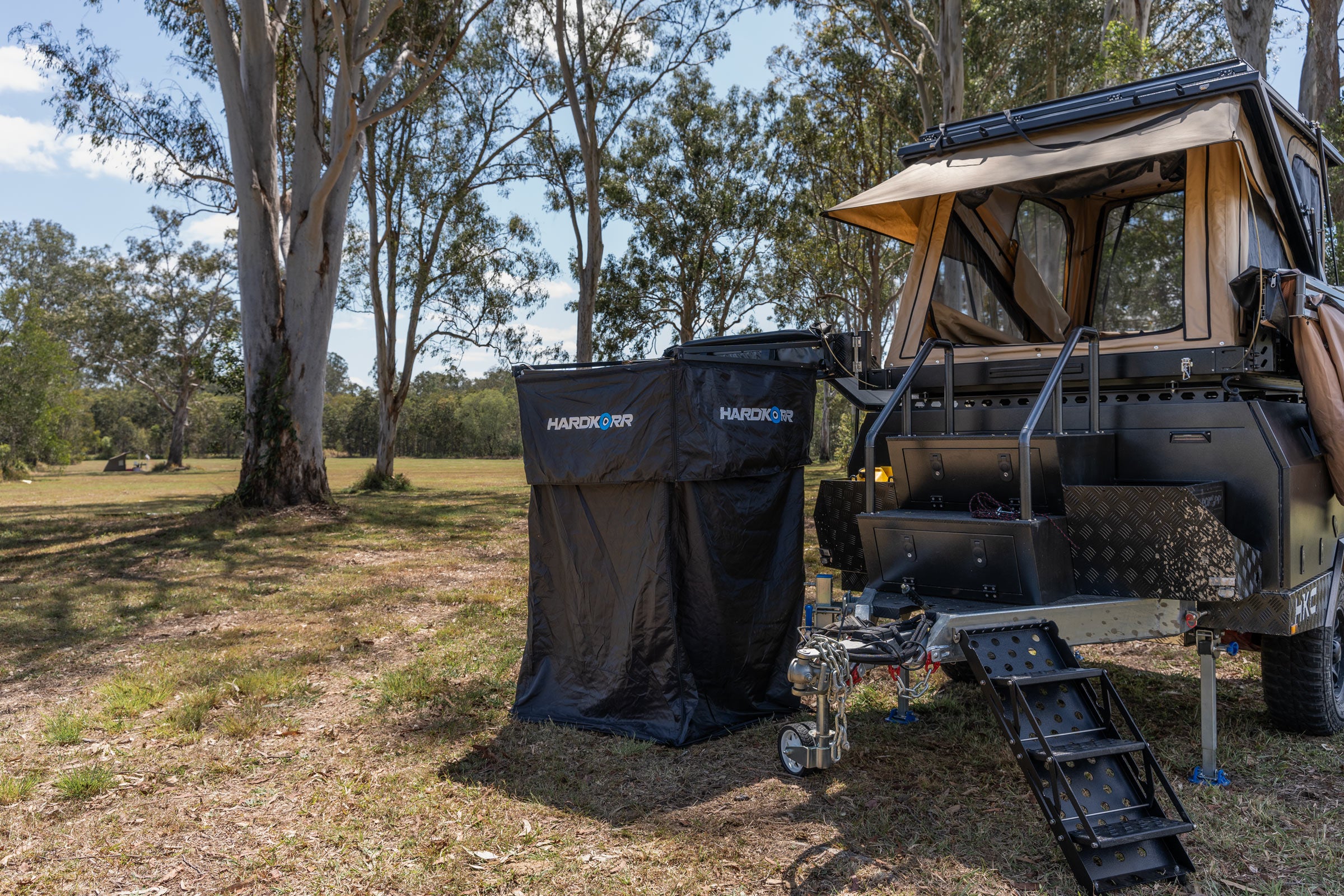 Fold Out Shower Tent HARDKORR