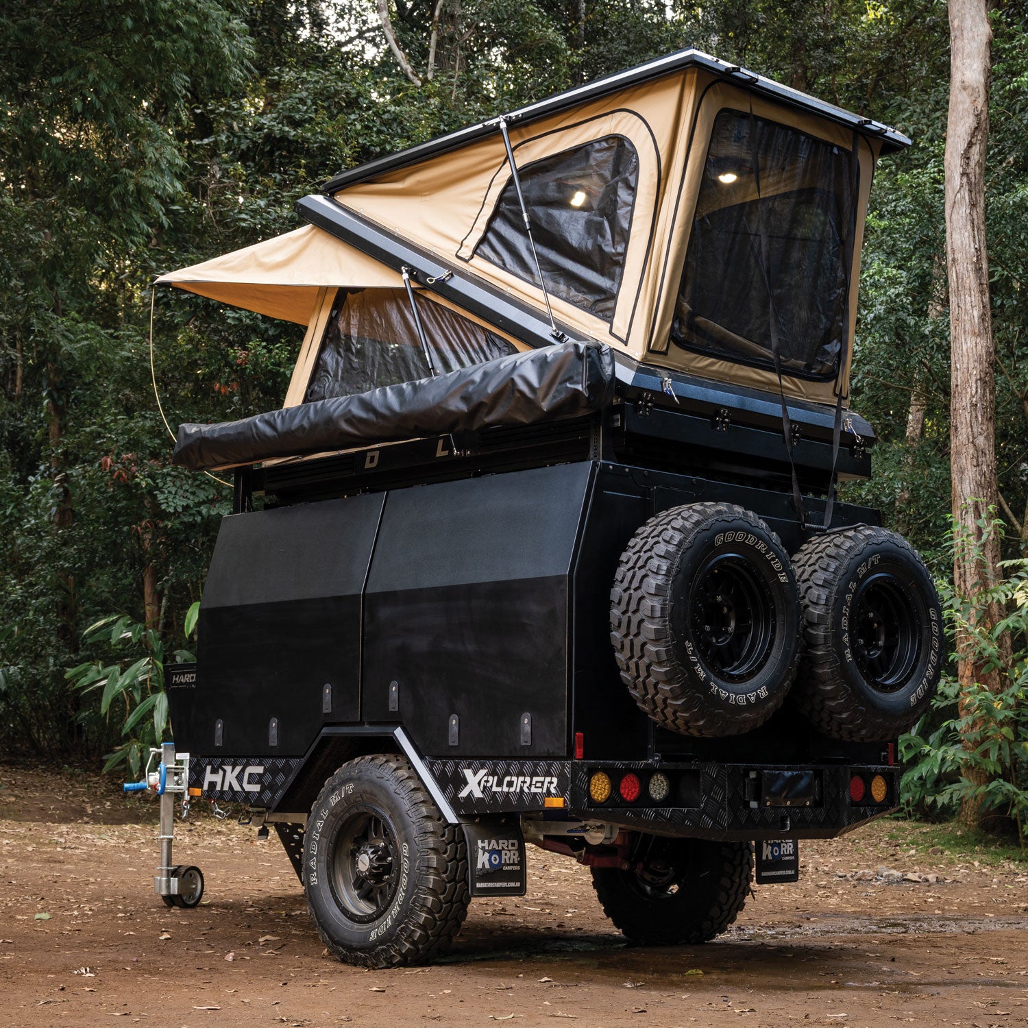 Hard Shell Roof Top Tent Dual Lift, Queen Bed – HARDKORR