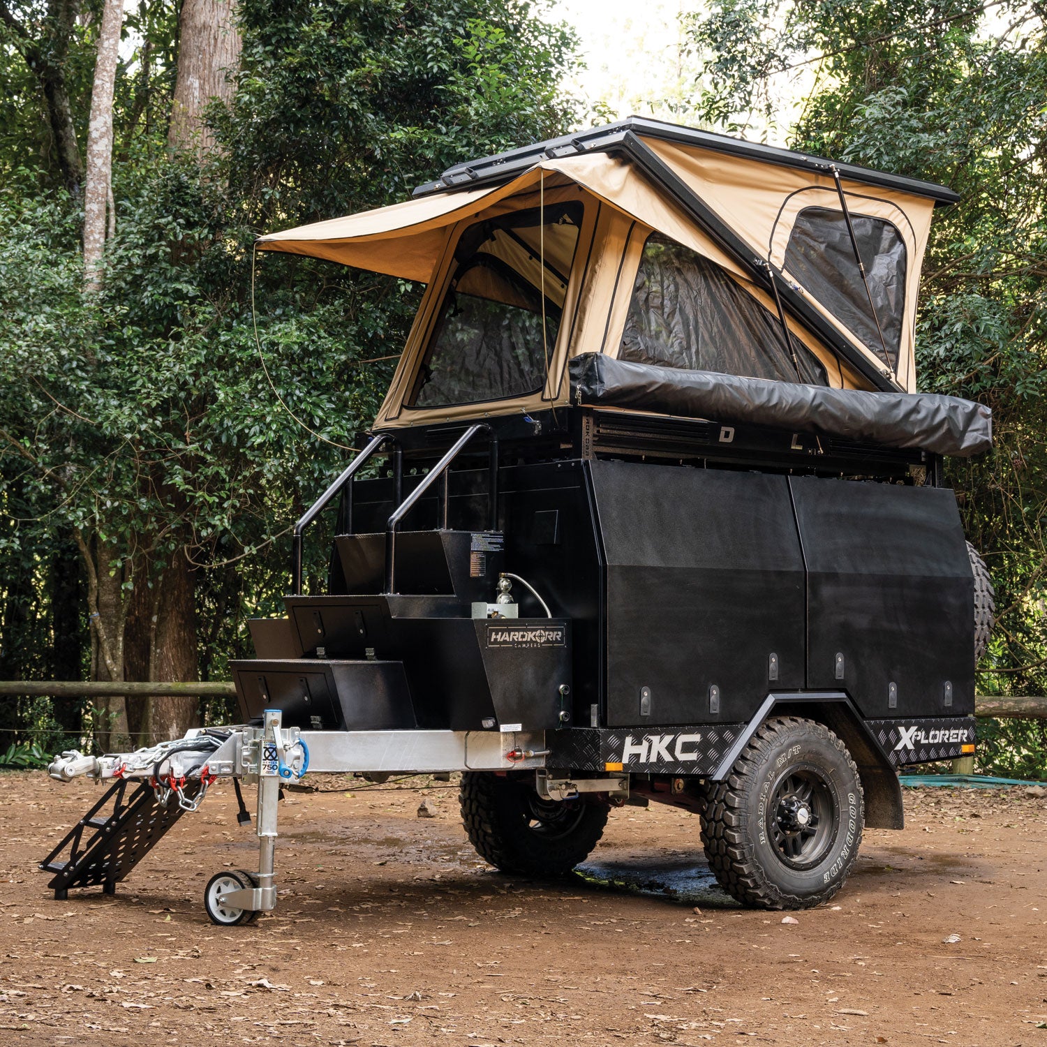 Hard Shell Roof Top Tent